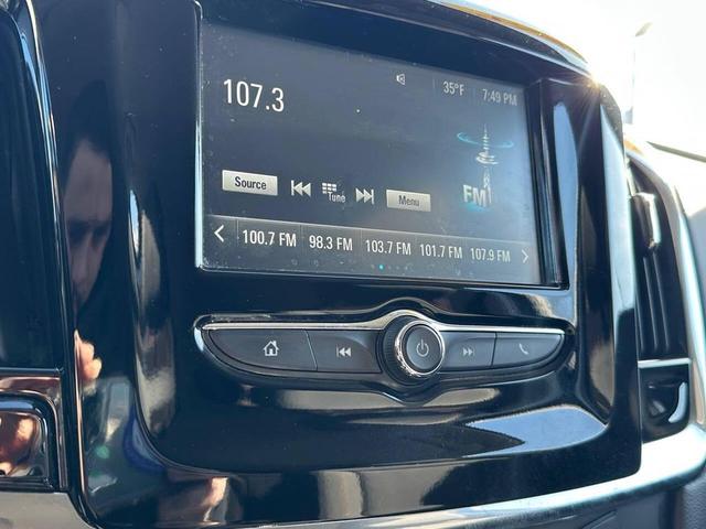 Photo of 2018 Gray Chevrolet Traverse