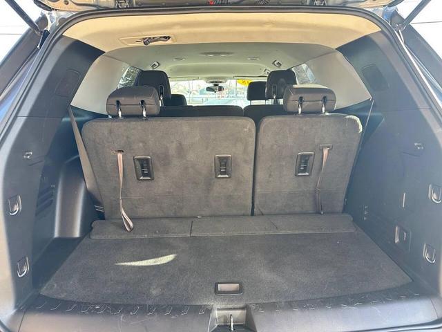 Photo of 2018 Gray Chevrolet Traverse