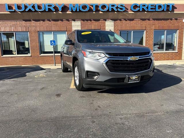 Photo of 2018 Gray Chevrolet Traverse