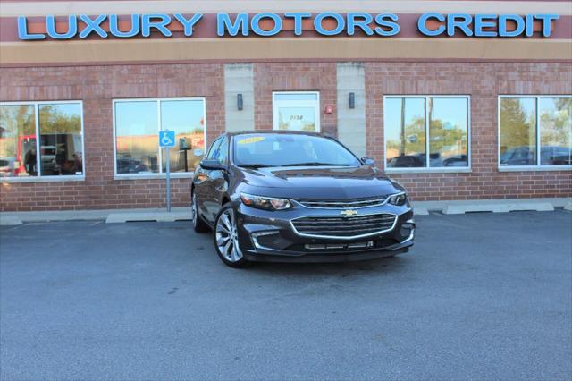 Photo of 2017 Pewter Chevrolet Malibu