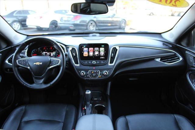 Photo of 2017 Pewter Chevrolet Malibu