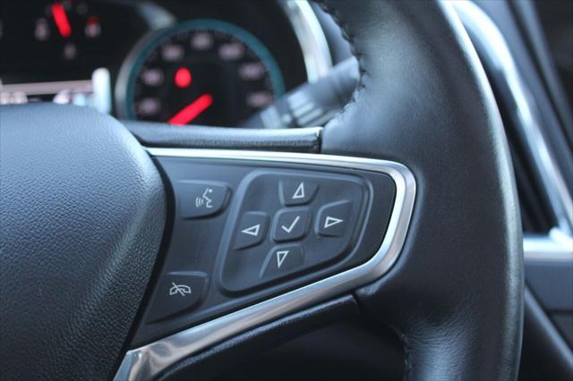 Photo of 2017 Pewter Chevrolet Malibu