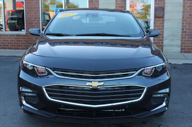 Photo of 2017 Pewter Chevrolet Malibu