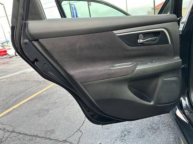 Photo of 2013 Charcoal Nissan Altima