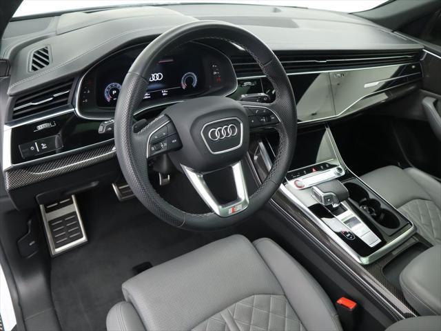 Photo of 2022 Glacier White Audi SQ8