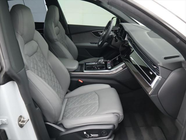 Photo of 2022 Glacier White Audi SQ8