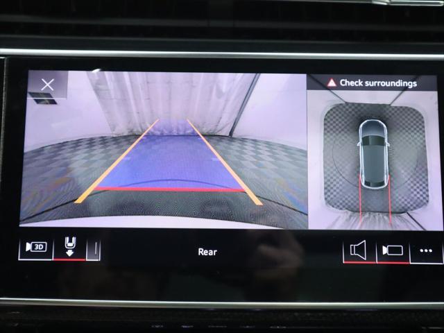 Photo of 2022 Glacier White Audi SQ8
