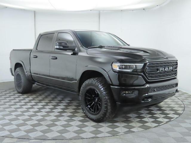 Photo of 2024 Diamond Black Crystal Pearlcoat RAM 1500
