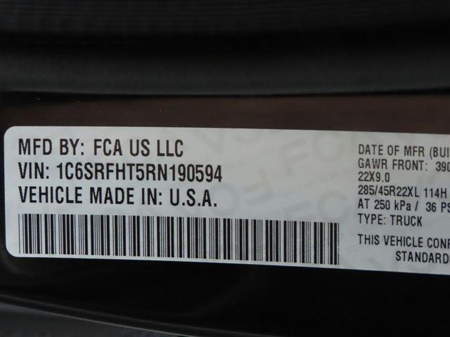 Photo of 2024 Diamond Black Crystal Pearlcoat RAM 1500