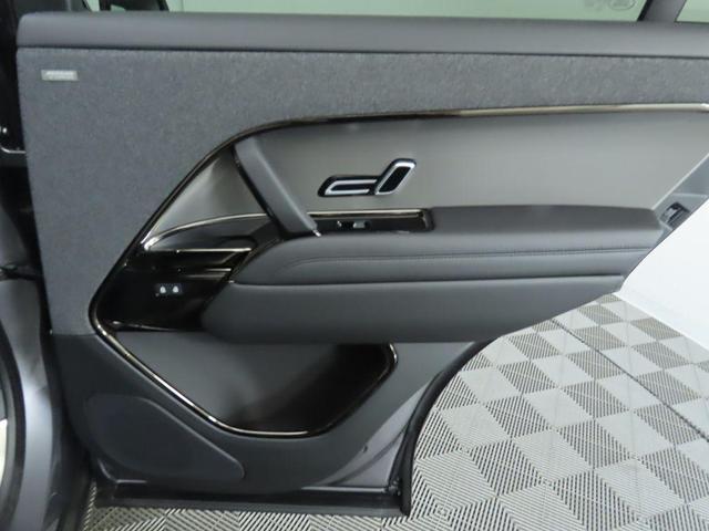 Photo of 2025 Eiger Gray Metallic Land Rover Range Rover Sport