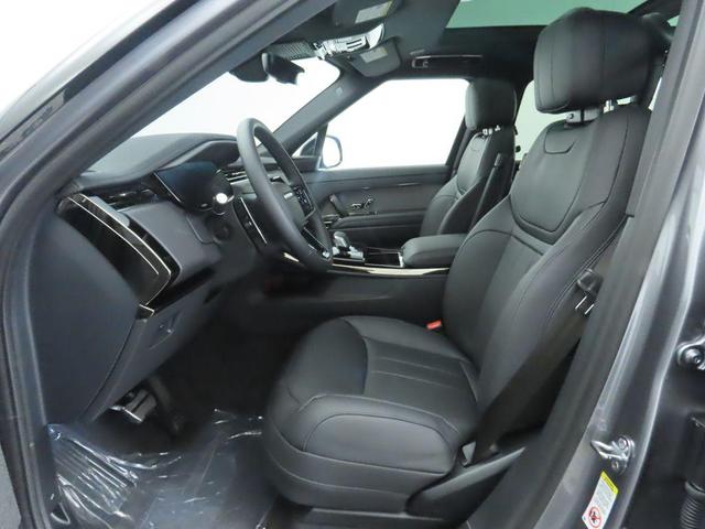 Photo of 2025 Eiger Gray Metallic Land Rover Range Rover Sport