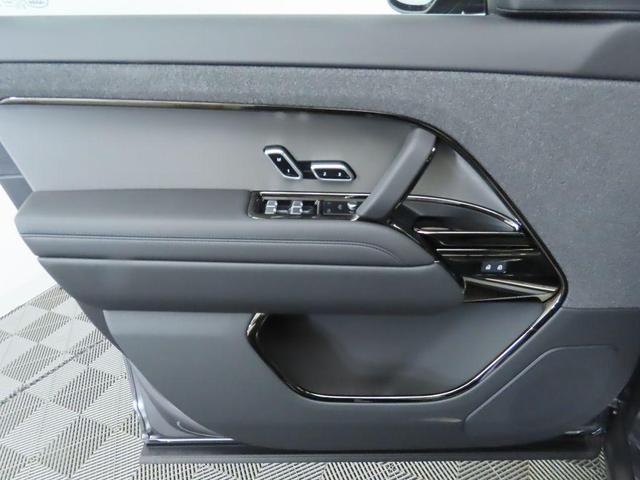 Photo of 2025 Eiger Gray Metallic Land Rover Range Rover Sport