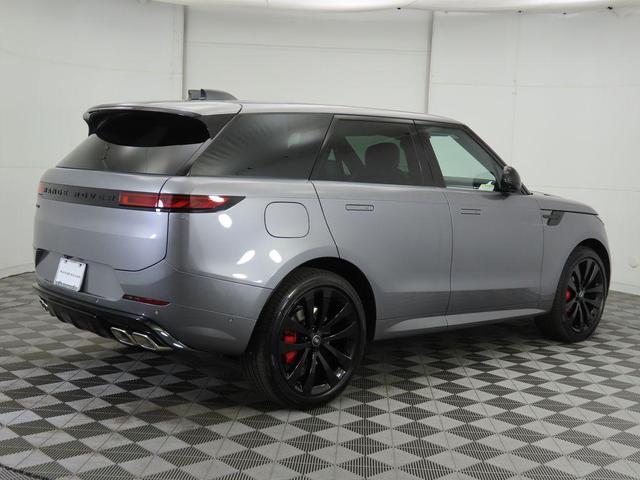 Photo of 2025 Eiger Gray Metallic Land Rover Range Rover Sport