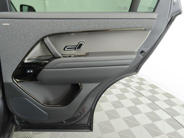 Photo of 2025 Carpathian Gray Premium Metallic Land Rover Range Rover Sport