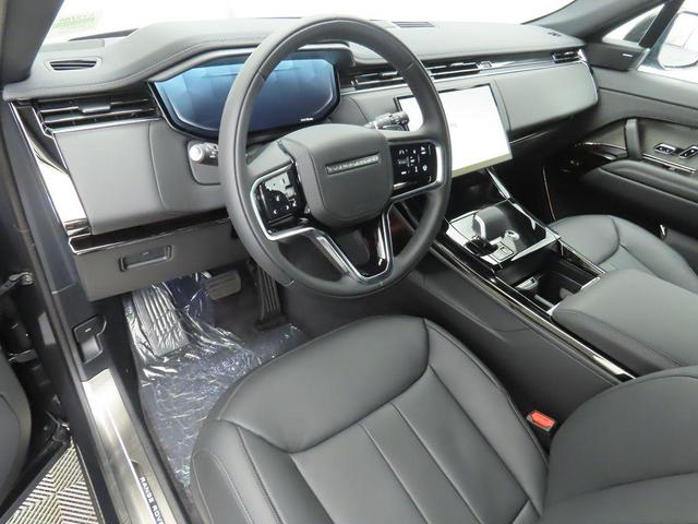 Photo of 2025 Carpathian Gray Premium Metallic Land Rover Range Rover Sport