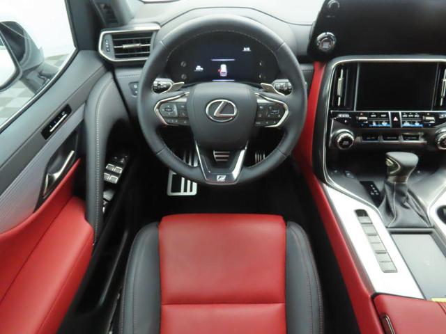 Photo of 2024 Ultra White Lexus LX 600