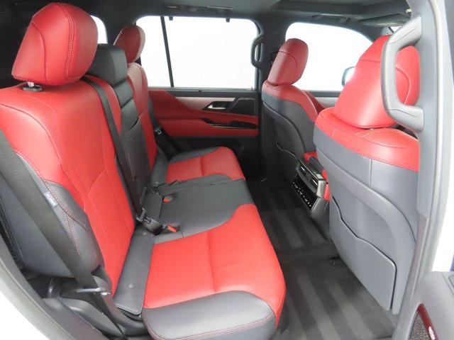 Photo of 2024 Ultra White Lexus LX 600