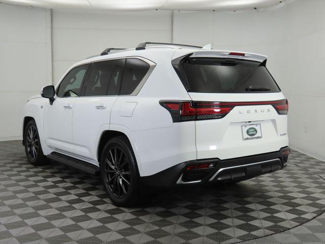 Photo of 2024 Ultra White Lexus LX 600
