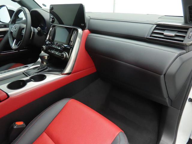 Photo of 2024 Ultra White Lexus LX 600
