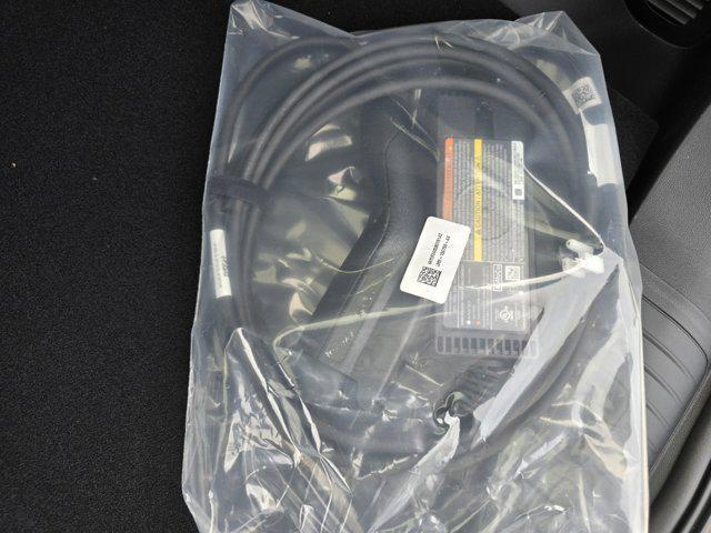 Photo of 2025 Agate Black Metallic Ford Escape PHEV