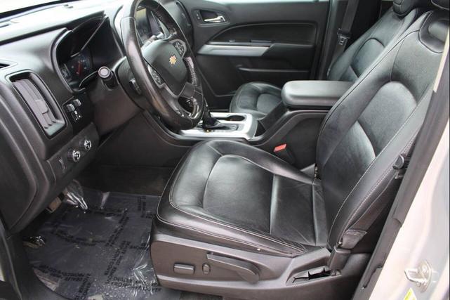 Photo of 2016 Silver Ice Metallic Chevrolet Colorado