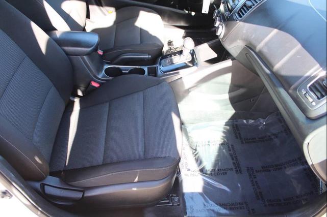 Photo of 2017 Clear White Kia Forte