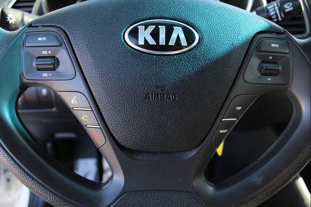 Photo of 2017 Clear White Kia Forte