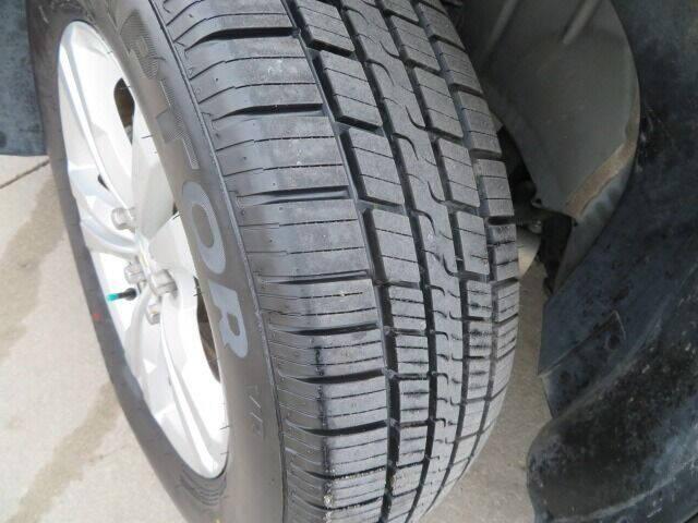 Photo of 2015 Black Chevrolet Equinox