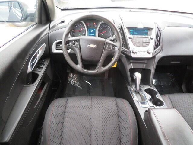 Photo of 2015 Black Chevrolet Equinox