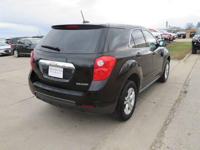 Photo of 2015 Black Chevrolet Equinox