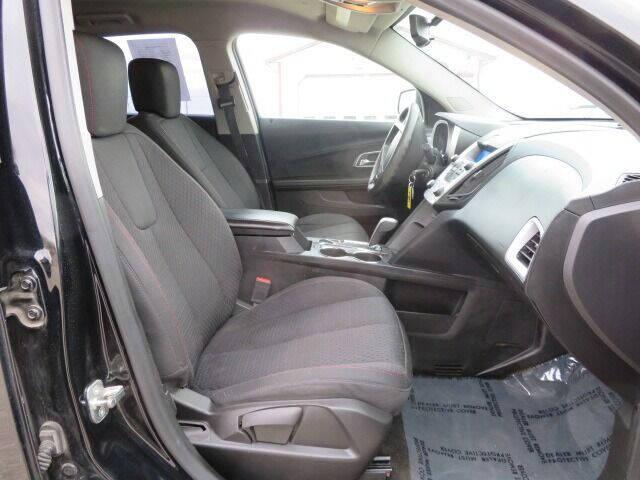 Photo of 2015 Black Chevrolet Equinox