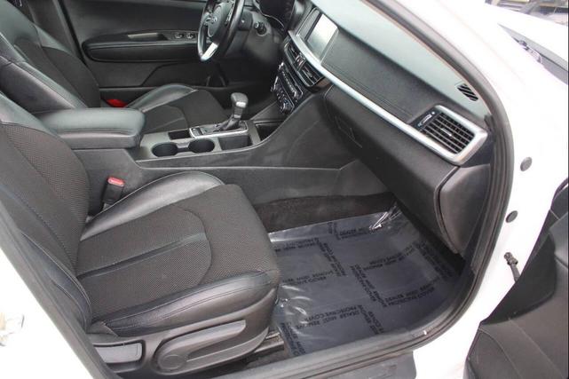 Photo of 2019 Snow White Pearl Kia Optima