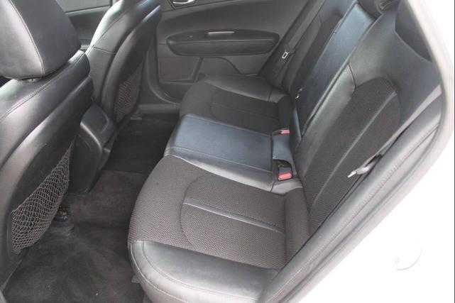 Photo of 2019 Snow White Pearl Kia Optima