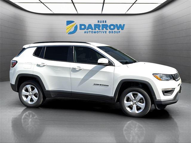 Photo of 2020 White Clearcoat Jeep Compass
