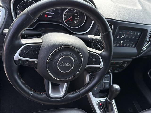 Photo of 2020 White Clearcoat Jeep Compass