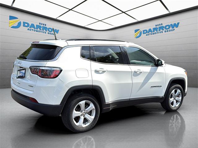 Photo of 2020 White Clearcoat Jeep Compass