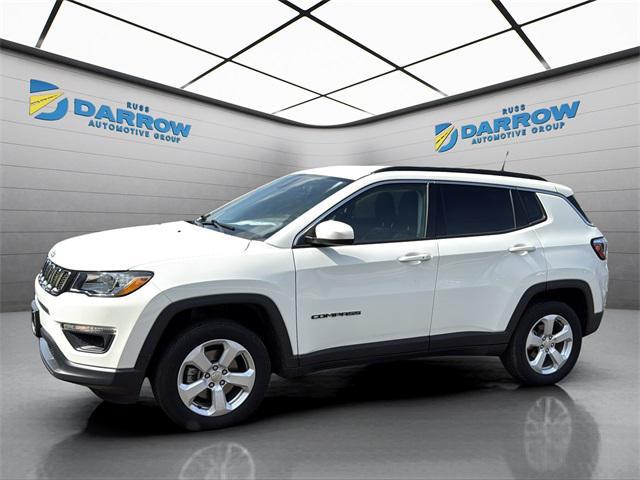 Photo of 2020 White Clearcoat Jeep Compass