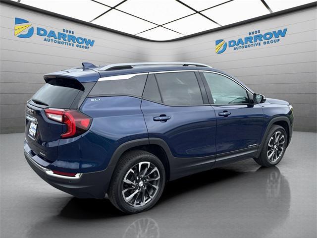 Photo of 2022 Marine Metallic GMC Terrain