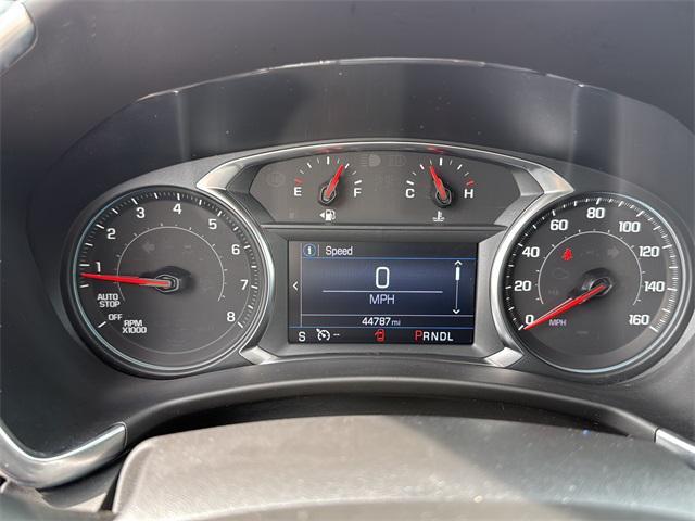 Photo of 2023 Blue Glow Metallic Chevrolet Equinox