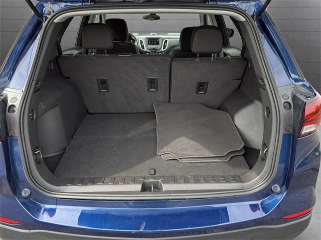Photo of 2023 Blue Glow Metallic Chevrolet Equinox