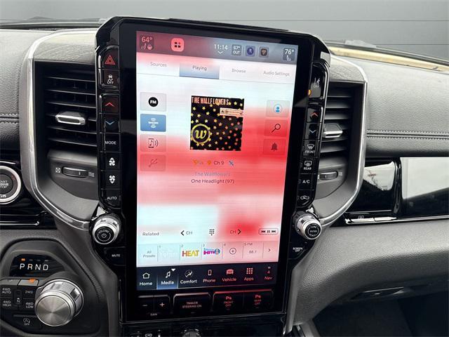 Photo of 2025 Granite Crystal Metallic Clearcoat RAM 1500