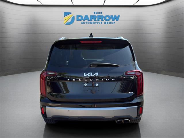 Photo of 2025 Ebony Black Kia Telluride