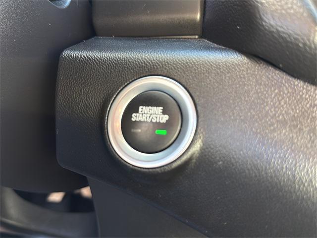 Photo of 2024 Summit White GMC Terrain