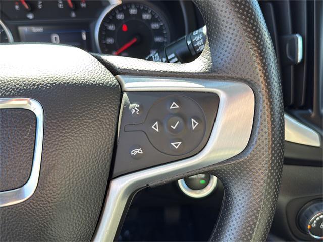 Photo of 2024 Summit White GMC Terrain