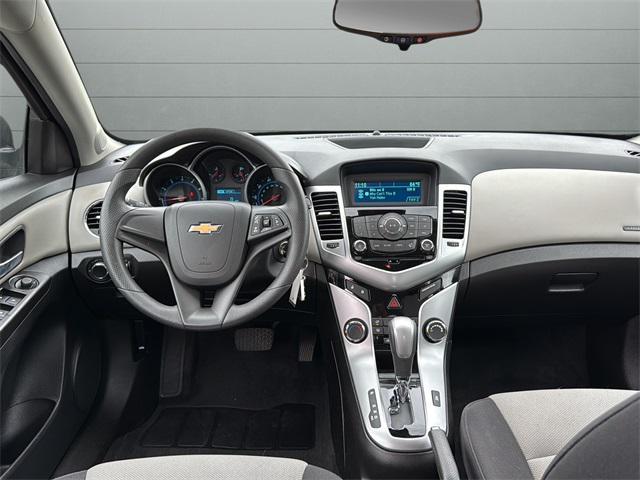 Photo of 2014 Atlantis Blue Metallic Chevrolet Cruze