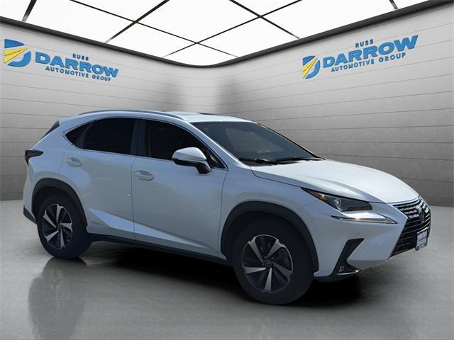 Photo of 2020 Ultra White Lexus NX 300h