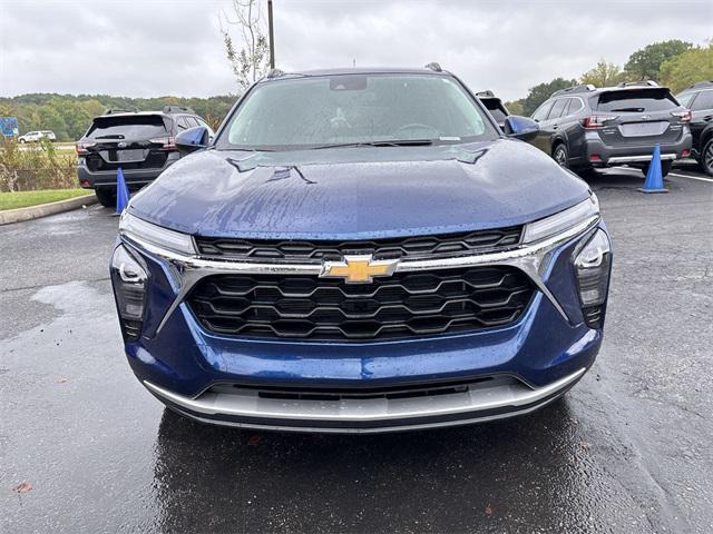 Photo of 2024 Blue Glow Metallic Chevrolet Trax