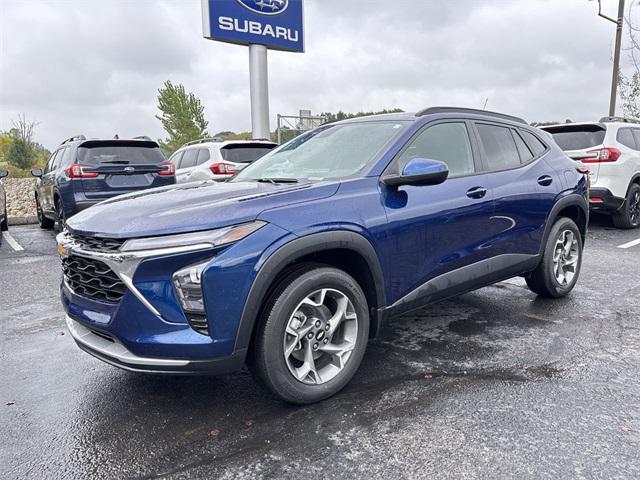 Photo of 2024 Blue Glow Metallic Chevrolet Trax