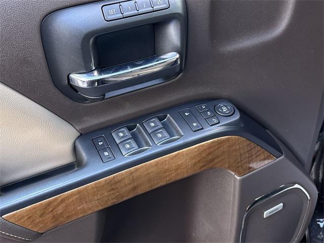 Photo of 2018 Havana Metallic Chevrolet Silverado 1500