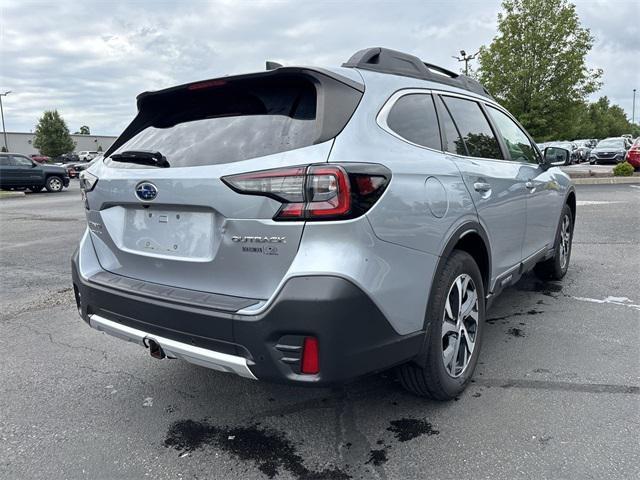 Photo of 2021 Ice Silver Metallic Subaru Outback